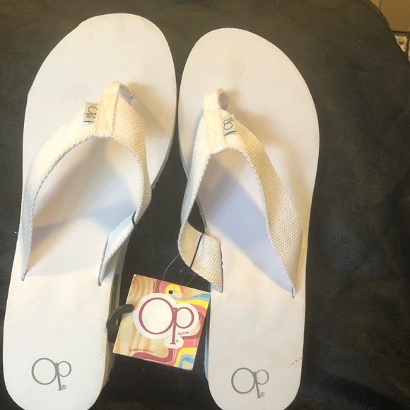 ocean pacific flip flops